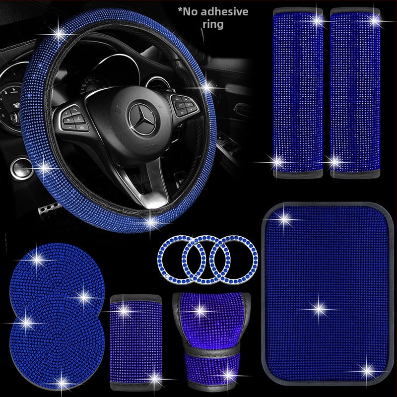 Set unutrašnjosti automobila s kristalima: navlaka ručice mjenjača s kristalima; navlaka volana s kristalima; podmetač za čaše s kristalima; jastučići za rameni kaiš (Brand: Further 2; Model: B000512; Materijal: PU)