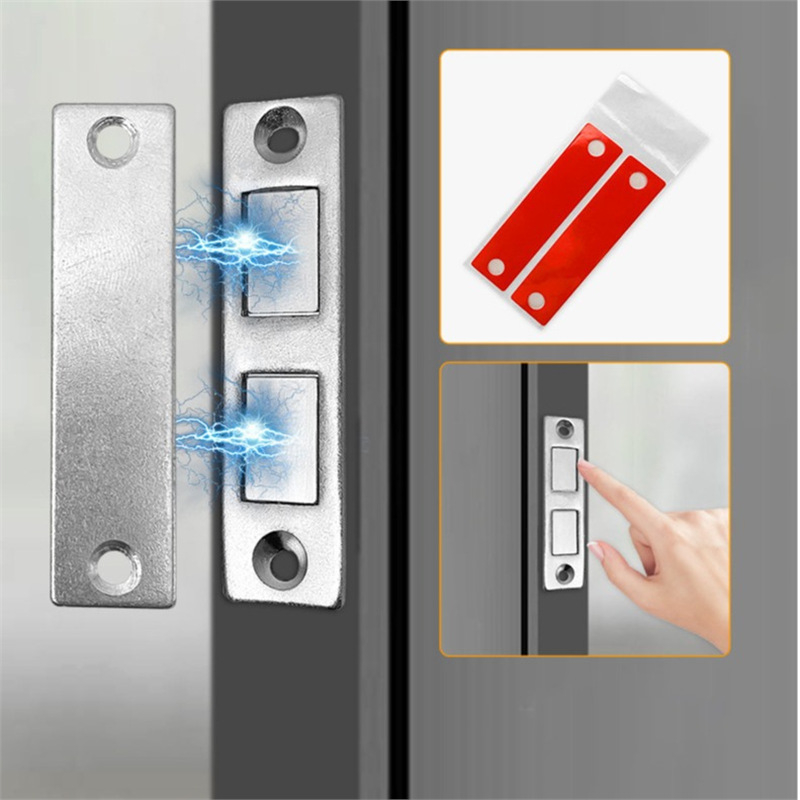 Kétoldali mágneses vonzással rendelkező, kibővített szekrény tolóajtóval, fogantyú nélküli