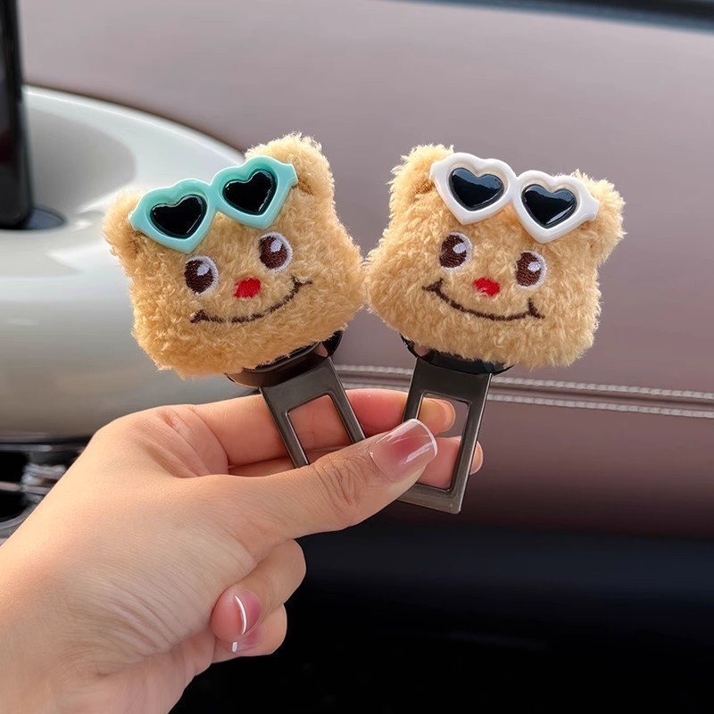 Kopča sigurnosnog pojasa automobila s utorom za karticu suvozača i stražnjim produžnim konektorom — DIY pliš