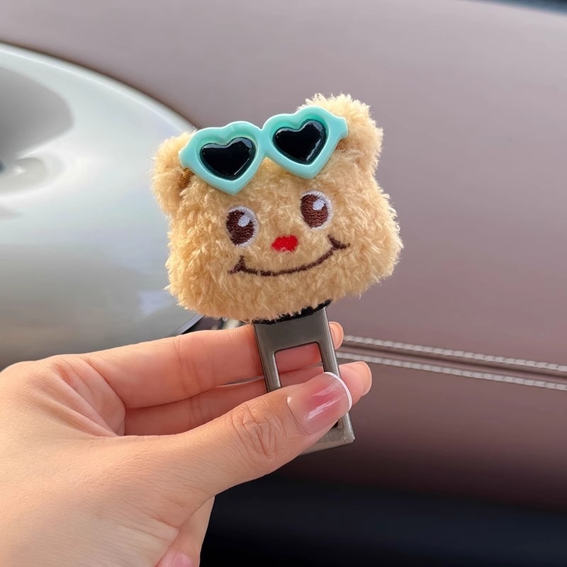 Kopča sigurnosnog pojasa automobila s utorom za karticu suvozača i stražnjim produžnim konektorom — DIY pliš