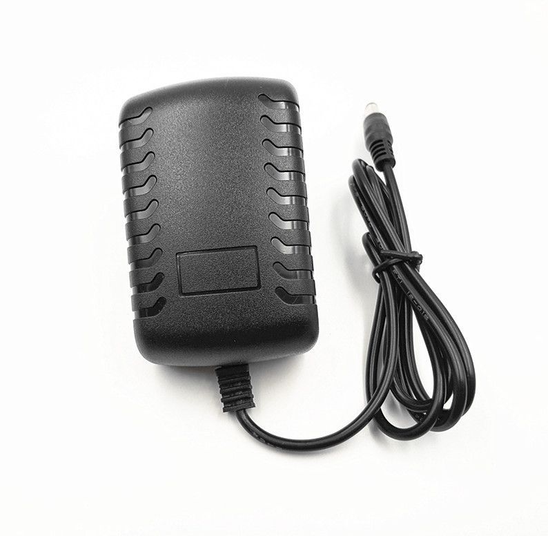 Neutral 12V 2A falra dugható tápegység masszázspárnához