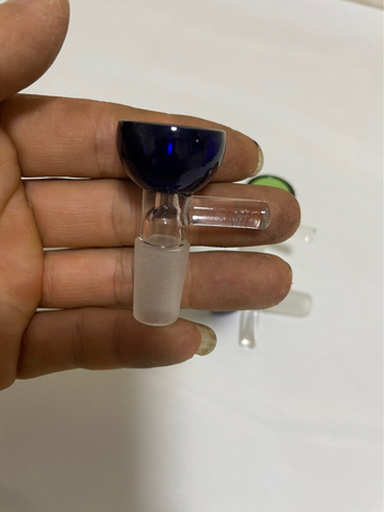 Üvegből készült vízipipa tál