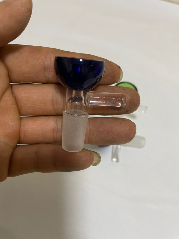 Üvegből készült vízipipa tál