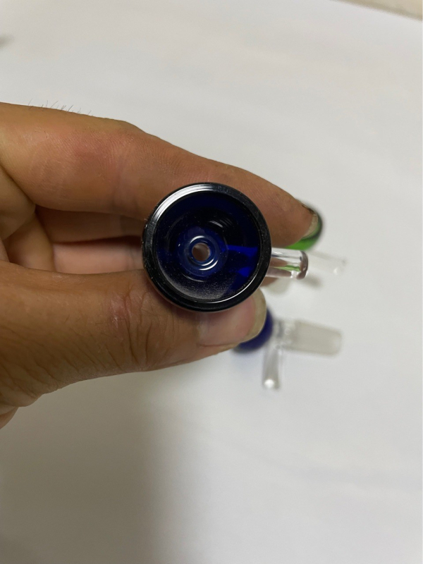 Üvegből készült vízipipa tál