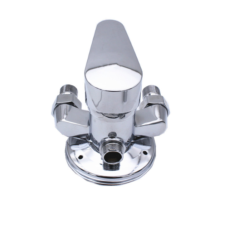 Háromszög zuhanycsaptelep fürdőszobába, cinköntvény, kerámiás szeleptest, 15 mm szelepülés átmérője, bemenet/kimenet 15 mm, kettős felépítés