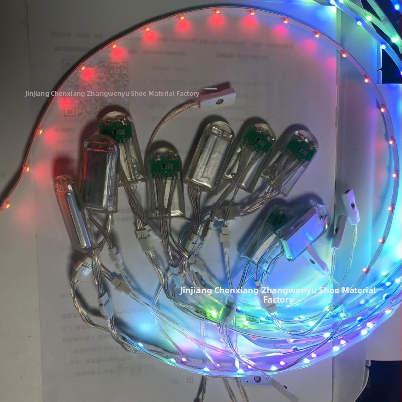 LED svjetla za cipele YW60002 — 120° snop, vijek trajanja 50 000 h, pogodna za tenisice, kožne cipele, čizme, sandale i casual/poslovne cipele