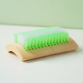 Четка за обувки с дълга дръжка и твърда четина, пластмасова, около 60 г