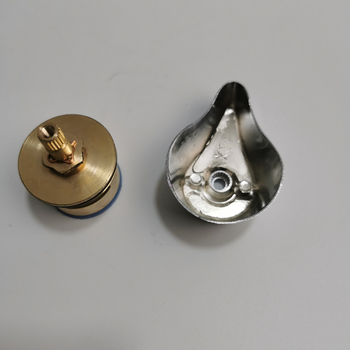 Ručka ventila za ispiranje WC-a, od cinkovog legura • Forest Dust Bath • modernog stila • 8° kut okretaja