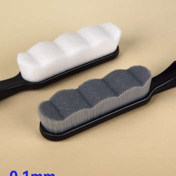 Četka za cipele s dezinfekcijskom funkcijom, plastični materijal, moderan minimalistički dizajn, bez prilagodbe