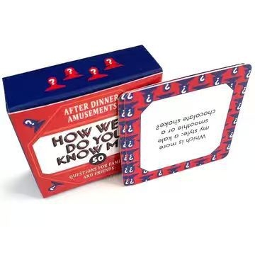Društvena kartična igra za parove: Truth or Dare – How Well Do You Know Me; Papirnate karte, 14+