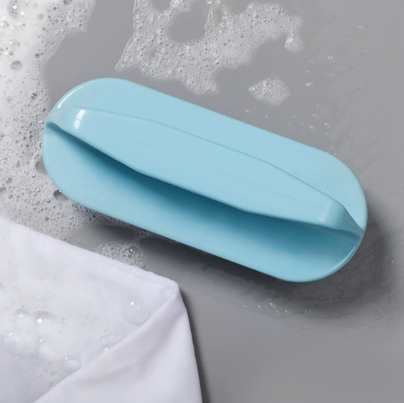 Plastična četka s mekanim dlačicama za čišćenje obuće i odjeće — uklanjanje nečistoća, materijal: plastične dlačice, moderan minimalistički stil