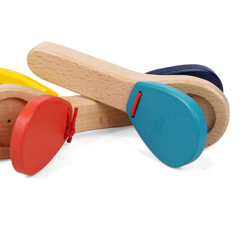 Castanete din lemn cu mâner lung pentru copii, instrument Orff, jucărie educațională — brand GOKI; origine Zhejiang Yunhe; ambalaj: pungă din plasă; potrivit pentru vârsta 4–6 ani