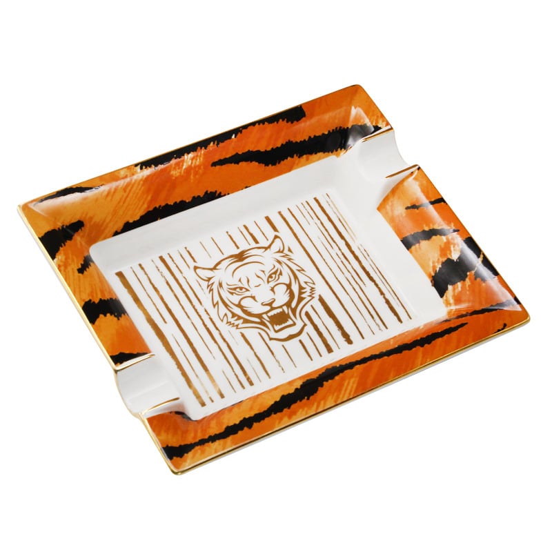 Scrumieră ceramică pentru țigări, cu motiv tigru pentru doi, cutie cu 10 buc.