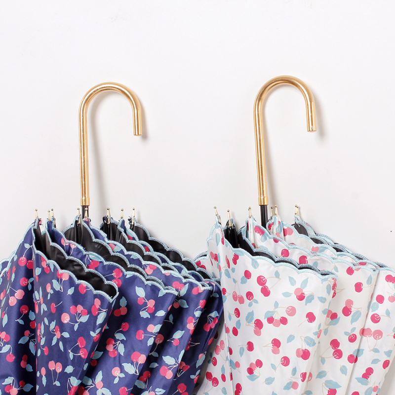 Dugi kišobran s izvezom trešnje, vinilna navlaka, 8 čeličnih šipki, ručno otvaranje i zatvaranje, UPF>50