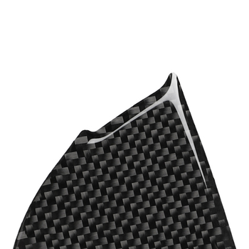 Komplet interijer unutarnjih dekorativnih dijelova od karbonskih vlakana za Audi A6: središnja kontrola, CD, klima, poklopac držača šalice; marka RRX CARBON; materijal karbonska vlakna; logo OK; ovlaštene privatne marke: Da