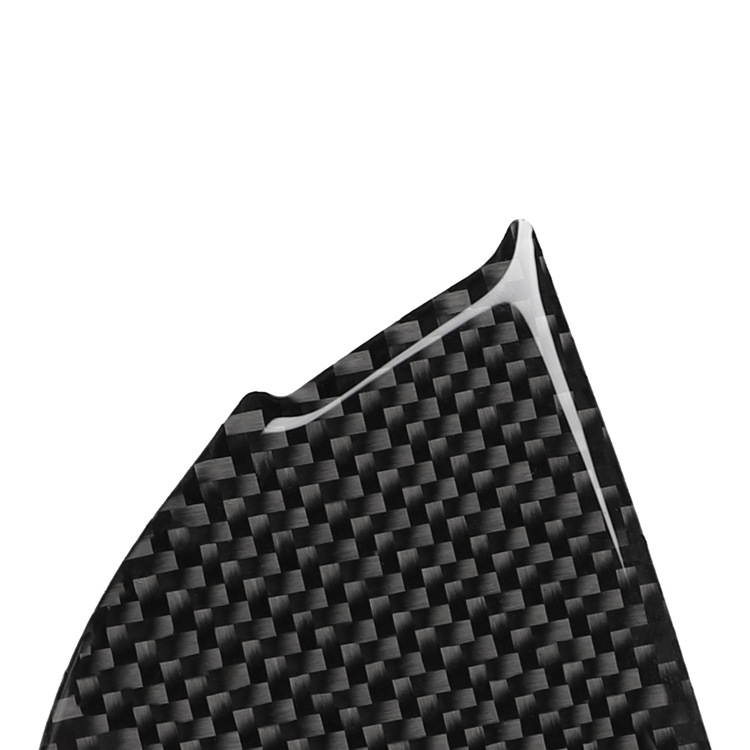 Komplet interijer unutarnjih dekorativnih dijelova od karbonskih vlakana za Audi A6: središnja kontrola, CD, klima, poklopac držača šalice; marka RRX CARBON; materijal karbonska vlakna; logo OK; ovlaštene privatne marke: Da