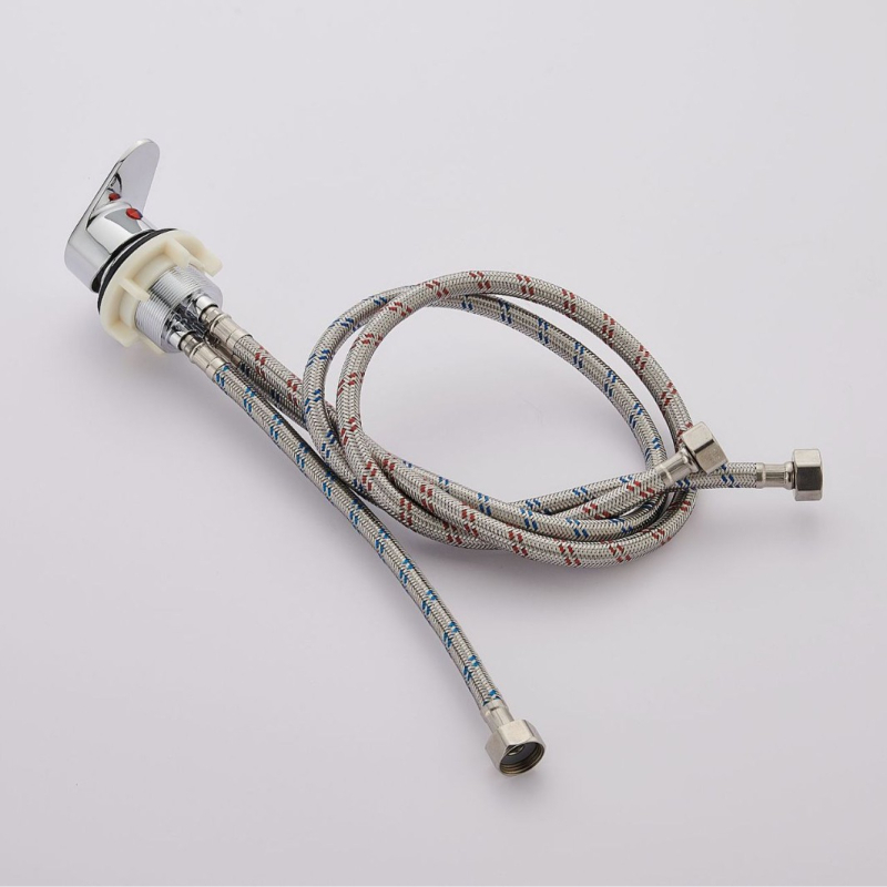 Szalonhoz zuhanyfej és masszázs kád keverő szelep, kerámia dugóval, cinkötvözet, modell 8, krómozott felület, emelőnyitás, testre szabható