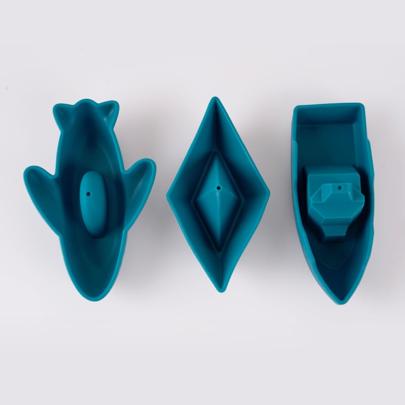 Set de jucării de baie din silicon, trei piese, pentru copii 3–6 ani, cu bărci și un rechin, KTL