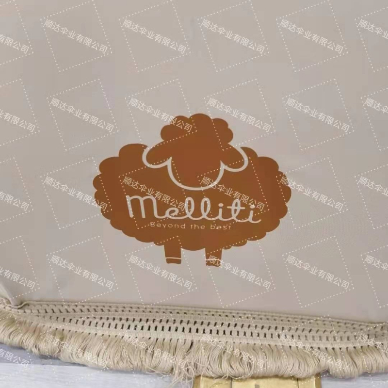 Vanjski kišobran s 16 rebara od poliestera 160G, metalna konstrukcija, duga drška, ručno otvaranje i zatvaranje, mogućnost ispisa logotipa