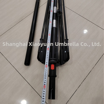 Preklopna barijera u kišobrana s 4 rebara, poliester tkanina, središnja šipka od čelika i aluminijska ručka