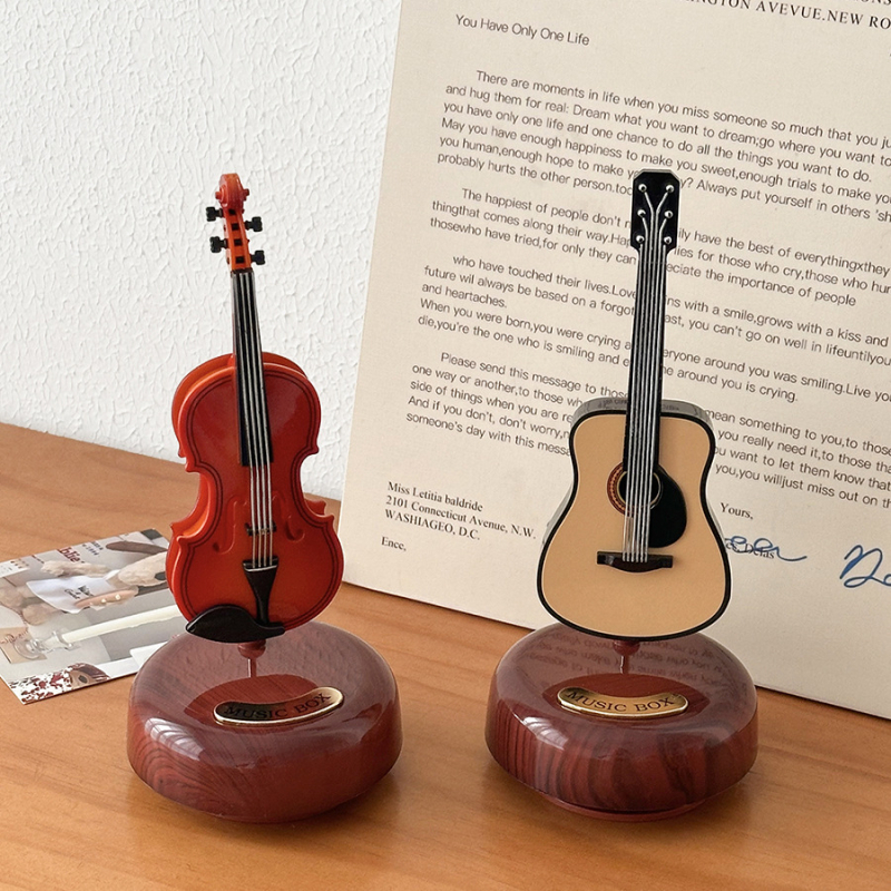 Kutija za violinu s glazbom – retro dekor, plastika; Marka: Other; IP odobrenje: Ne; Logo: Ne