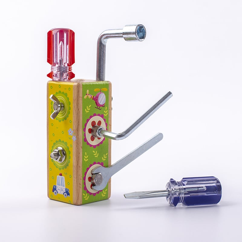 Drvene Montessori puzzle blokovi za otključavanje, za djecu 4–6 godina, podrijetlo Zhejiang, pakiranje u šarenoj kutiji.