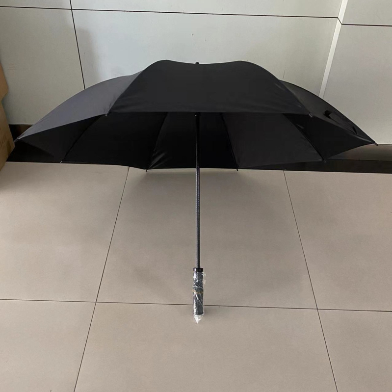 Golf kišobran s vlaknastim okvirom i šipkom od vlakana, EVA držač, 8 rebara, ručno otvaranje, poliester 190T