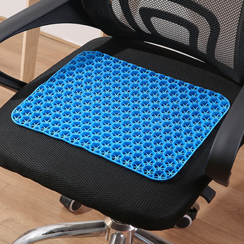 Ледено-гел подложка за седалка с дизайн на пчелна клетка – PVC плат, пълнеж от ледени кристали, дишаща за автомобил и офис, тегло 300 г