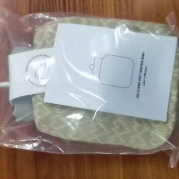 Sticlă de apă din silicon, umplută cu apă, încălzitor mini portabil pentru mâini și burtă, 151 g, cald/rece