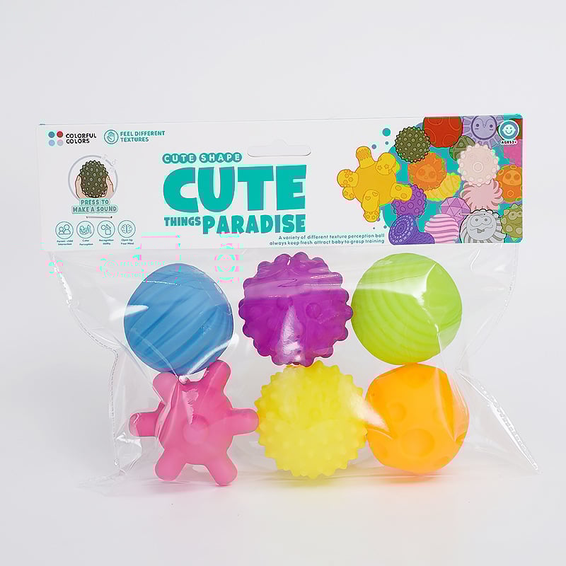Jucărie de baie pentru bebeluți — minge moale din vinil pentru prindere, percepție tactilă, dezvoltă vederea și auzul (Material: vinil; Vârsta: 3–6 ani)