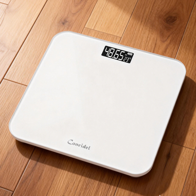Bluetooth digitalna vaga za tijelo s platformom od kaljenog stakla debljine 5 mm, dimenzije 280×280 mm, mjeri težinu, tjelesnu masnoću, vlagu i kalorije, nosivost 180 kg, crna