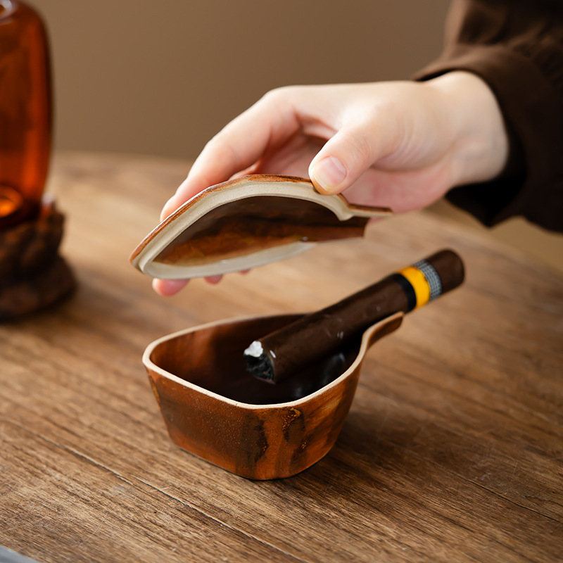 Scrumieră ceramică pentru trabucuri cu capac, protecție împotriva vărsării cenușii, decor retro creativ, slot pentru trabucuri