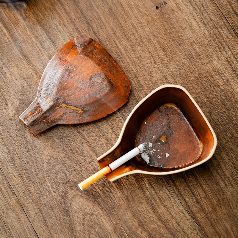 Scrumieră ceramică pentru trabucuri cu capac, protecție împotriva vărsării cenușii, decor retro creativ, slot pentru trabucuri