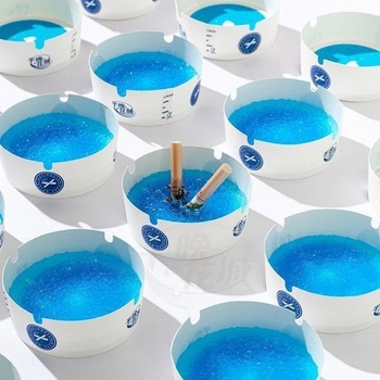 Vas de cenușă din rășină, model B5929, brand Semi-Evening Flower City, cutie cu 40 buc., exclusiv export