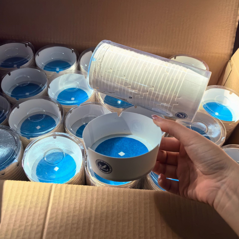 Vas de cenușă din rășină, model B5929, brand Semi-Evening Flower City, cutie cu 40 buc., exclusiv export