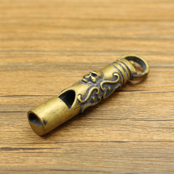 Медна свирка с висулка, отпечатано лого, опаковка 500 бр., за спорт и открито ползване