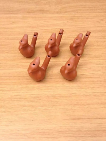 Keramička zviždaljka u obliku vodene ptice | Materijal: pijeskovita keramika | Marka: Creation Exhibition | Životinjska igračka | Moderan jednostavan stil | Dan djece