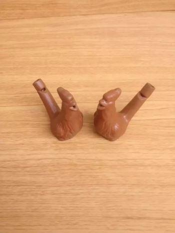 Keramička zviždaljka u obliku vodene ptice | Materijal: pijeskovita keramika | Marka: Creation Exhibition | Životinjska igračka | Moderan jednostavan stil | Dan djece