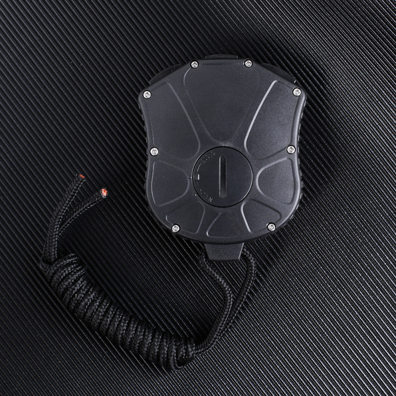 XINLONG Cronometru pentru atletism cu afișaj pe trei rânduri și canale multiple; corp ABS rezistent la apă; funcție pauză; mâner anti-alunecare