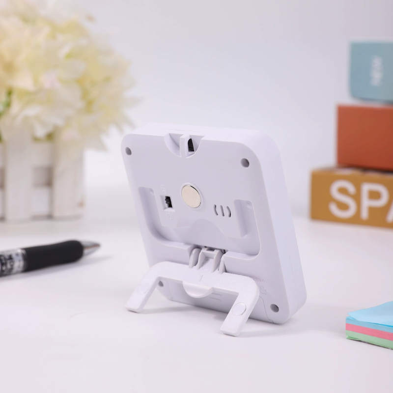 Cronometru de bucătărie electronic cu afișaj LCD, corp pătrat din plastic, alarmă și cronograf (Mișcare electronică, Baterie, Carcasă plastică)