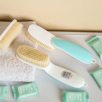 Cipőtisztító ecset puha szőrrel, otthoni használatra, cipők és ruhák tisztítására