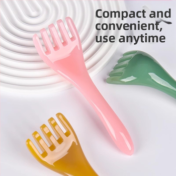 Masážny prístroj na hlavu s piatimi pazúrmi – bambusový materiál, tlačené logo