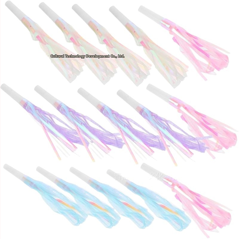 Dekorativni pompon dodatak u obliku trube – plastični materijal, prilagodba, ispis logotipa