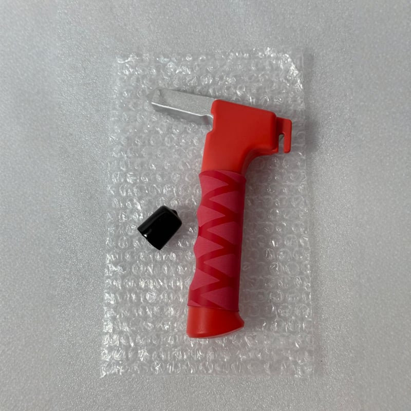 Automobilski 3-u-1 alat za nuždu: čekić za razbijanje stakla, dodatak naslona za ruku, Lin ting, materijal ABS aluminijska legura, težina 0,18 kg