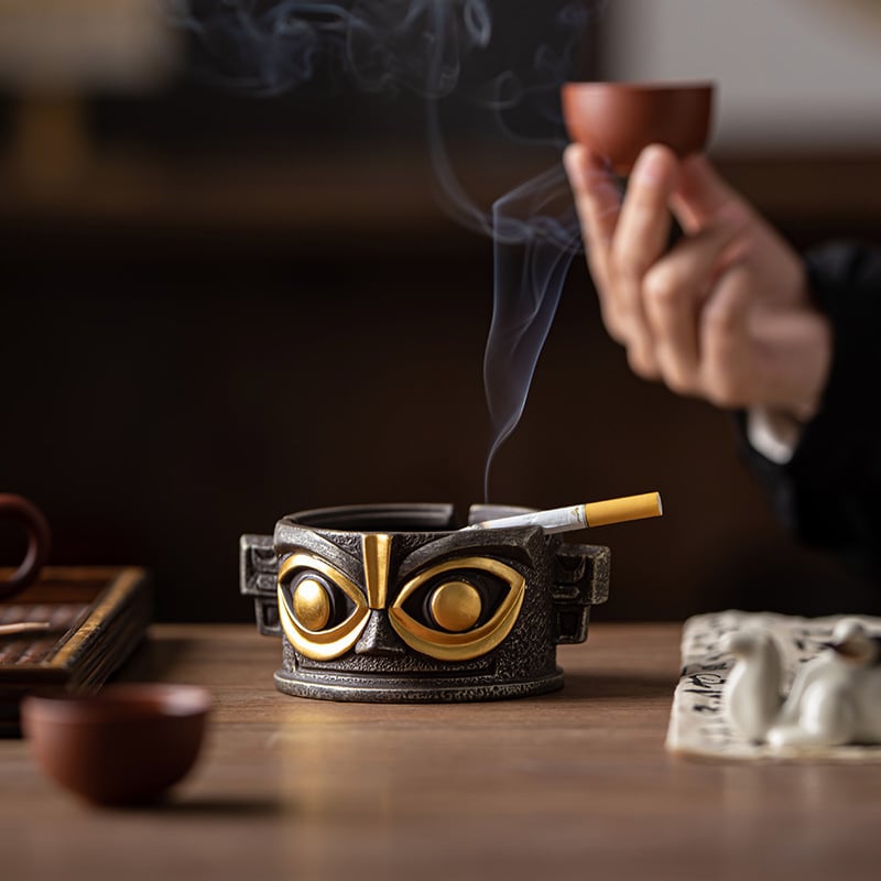 Keramički pepeljara za kućnu upotrebu s mogućnošću pohrane, brenda Wide smell, podrijetlo Dehua–Quanzhou–Fujian, minimalistički stil.