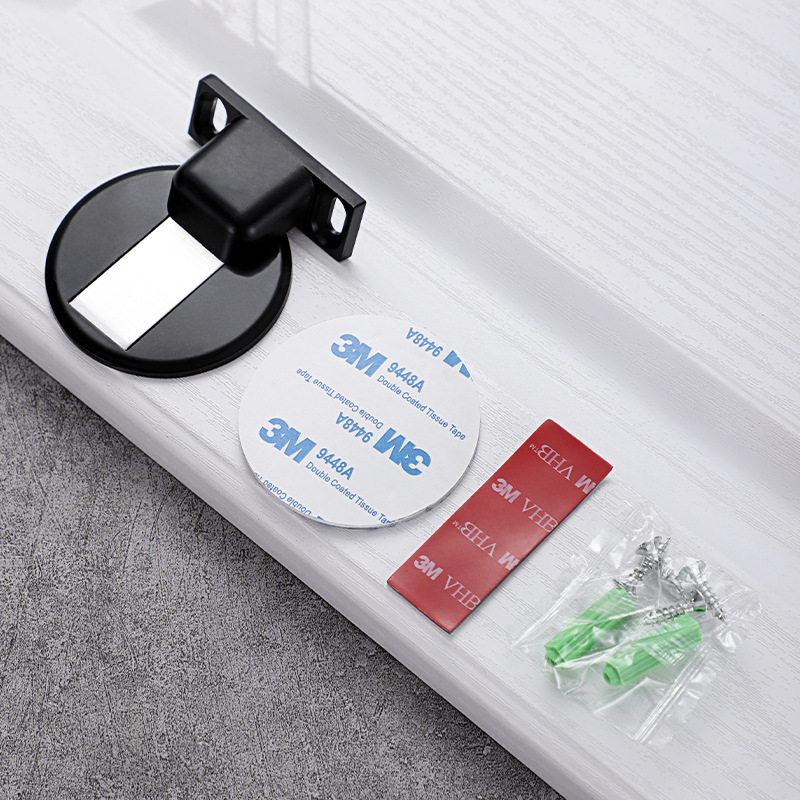 Mágneses padlós ajtóstop, cink ötvözet, furatok nélkül, padlóra szerelve, elektroplatált felület, modern minimalista stílus