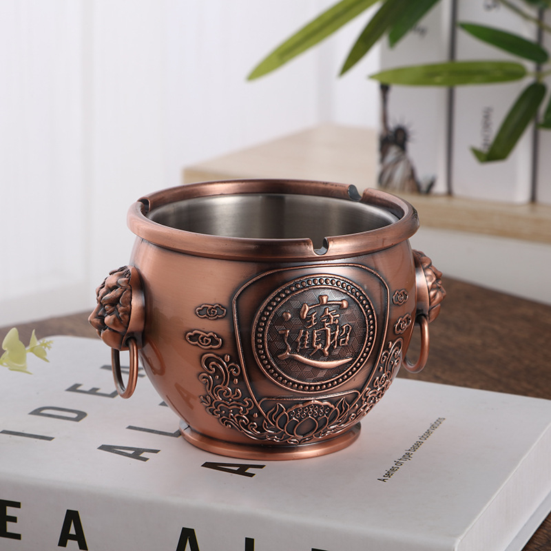 Európai stílusú, multifunkcionális hamutartó otthoni használatra fedéllel, dekoratív kiegészítő a nappali dohányzóasztalához, védelem a csöpögés ellen és lángtörlési funkcióval, cinkötvözetből