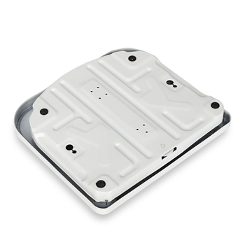 Henset elektronikus mérleg felnőtteknek, 130 kg teherbírás, méri a testsúlyt.