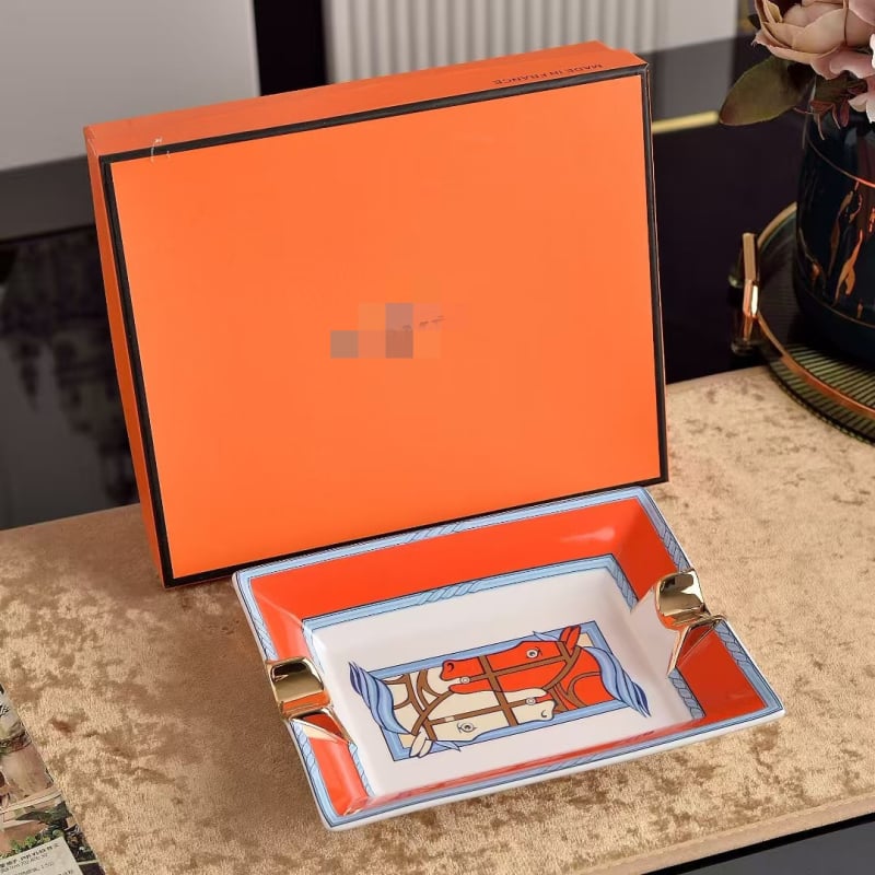 Kerámiából készült hamutál nordic stílusban, 300 ml kapacitás, logó nyomtatása lehetséges, testreszabás elérhető