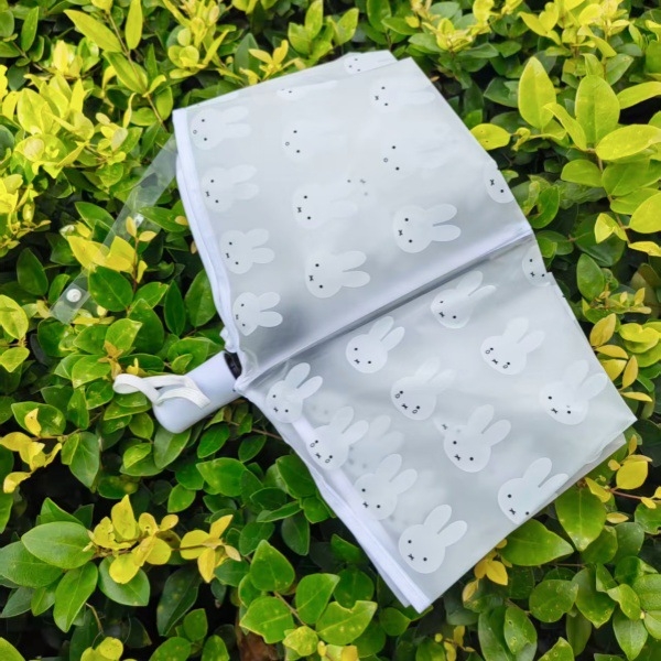 Miffy összecsukható esernyő, átlátszó kupolával, kettős használat esőre és napsütésre, 8 bordás vas váz